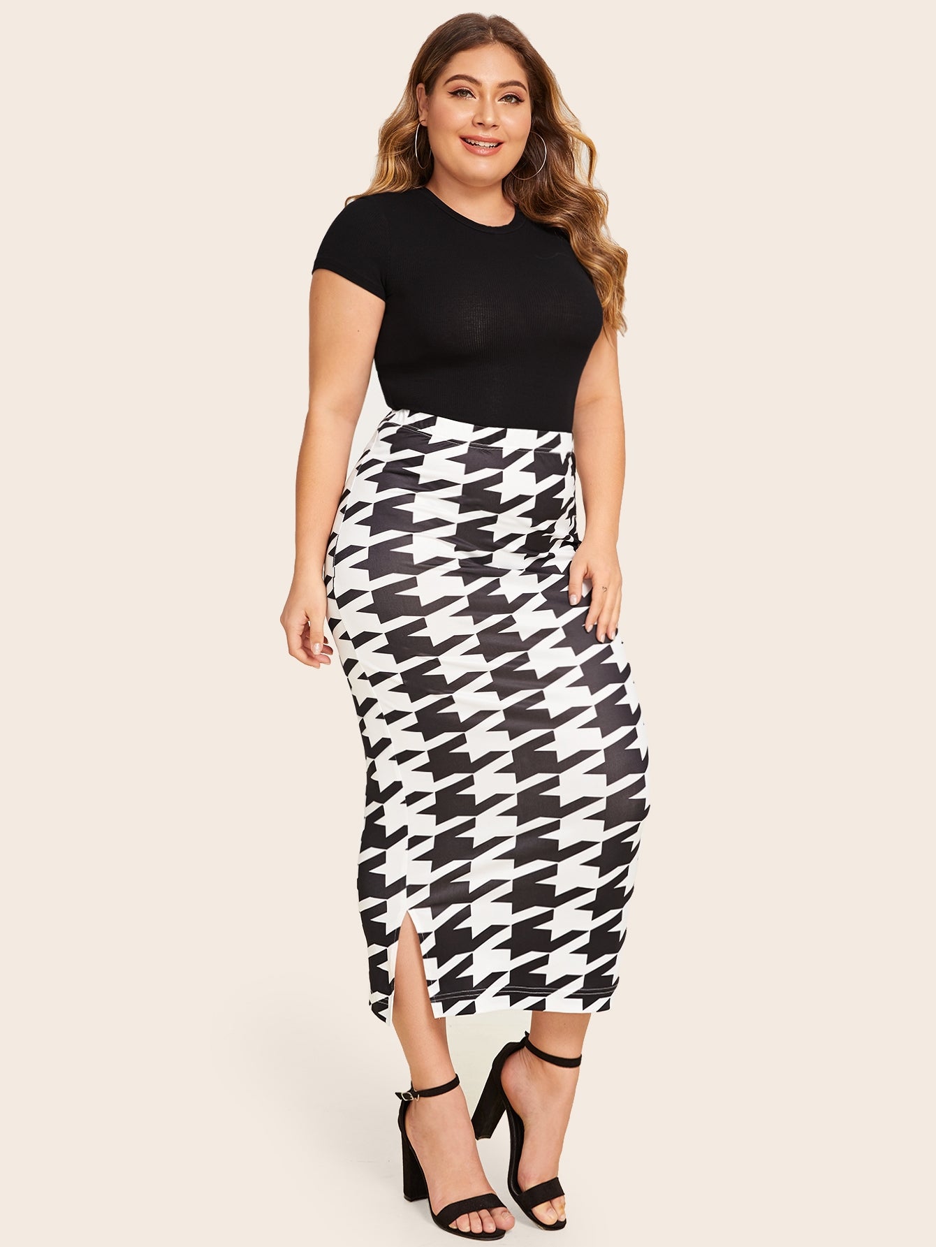 Plus Size Skirts Producer