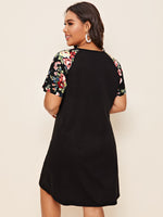 Plus Pocket Front Floral Raglan Sleeve Dress