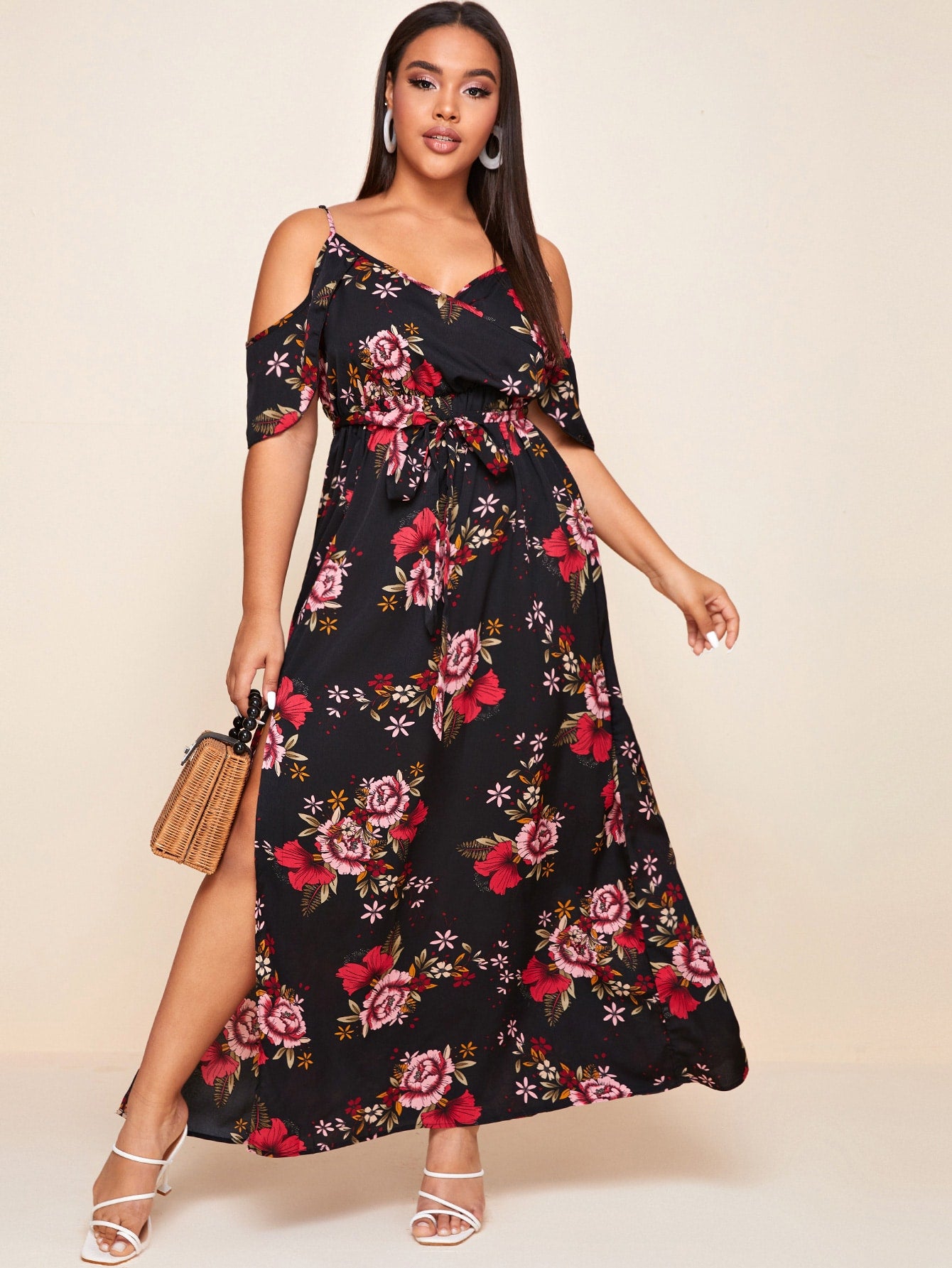 Plus Size Dresses Producer