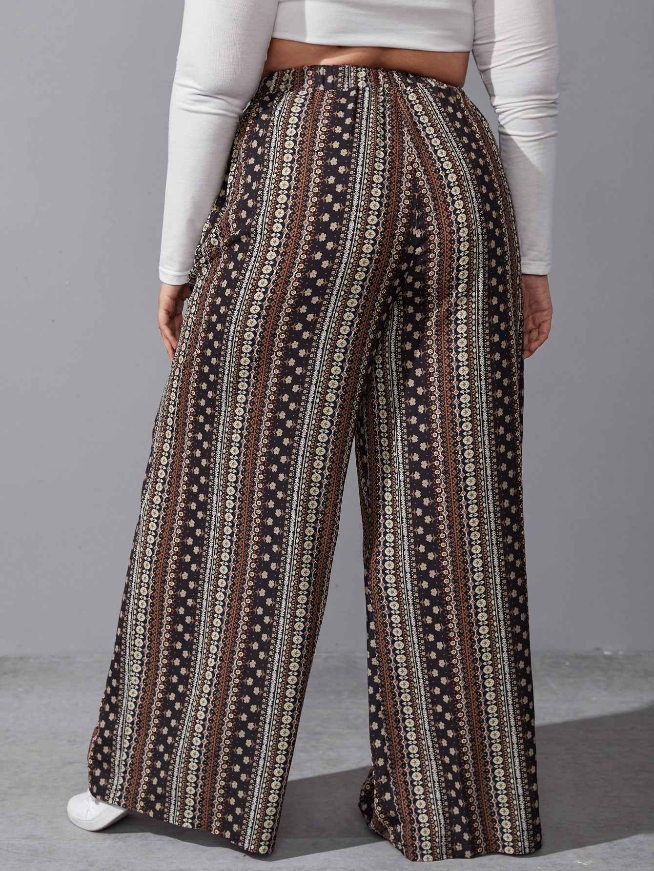 Plus Tassel Knot Front Floral Pants