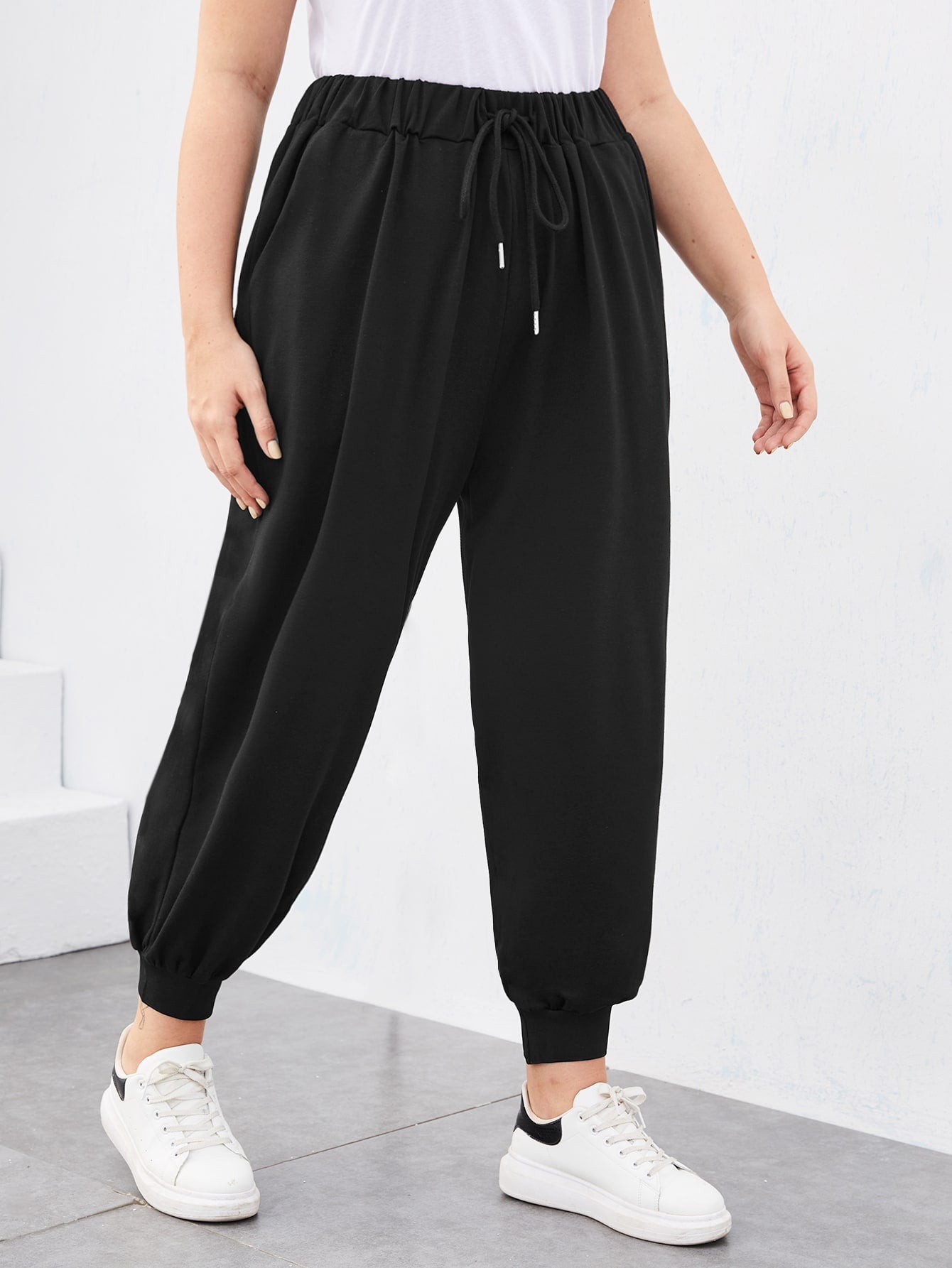 Plus Size Sweatpants Supplier