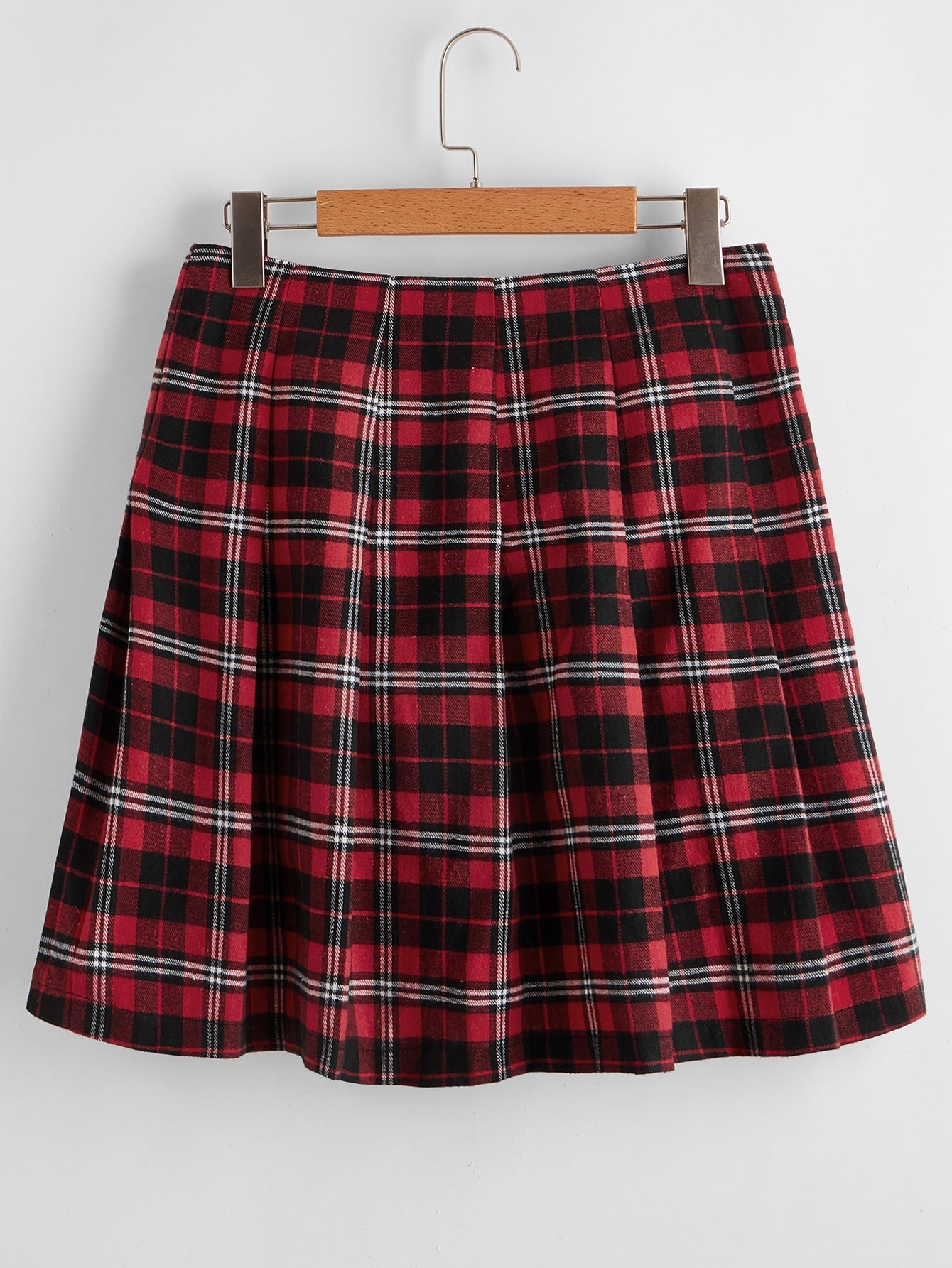 Plus Buckle Detail Tartan Pleated Skirt