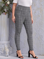 Plus Houndstooth Print Leggings