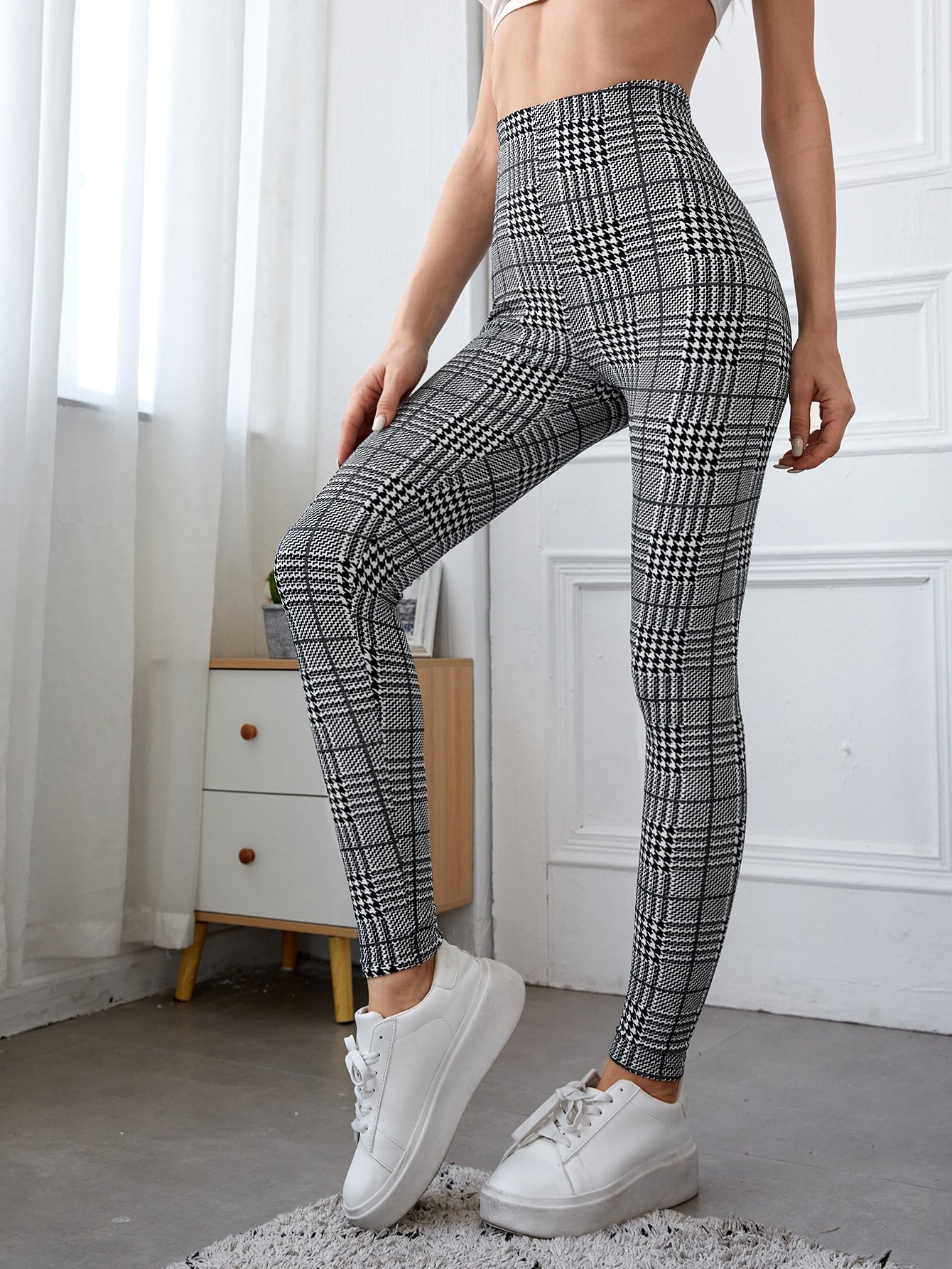 Women Leggings Producer