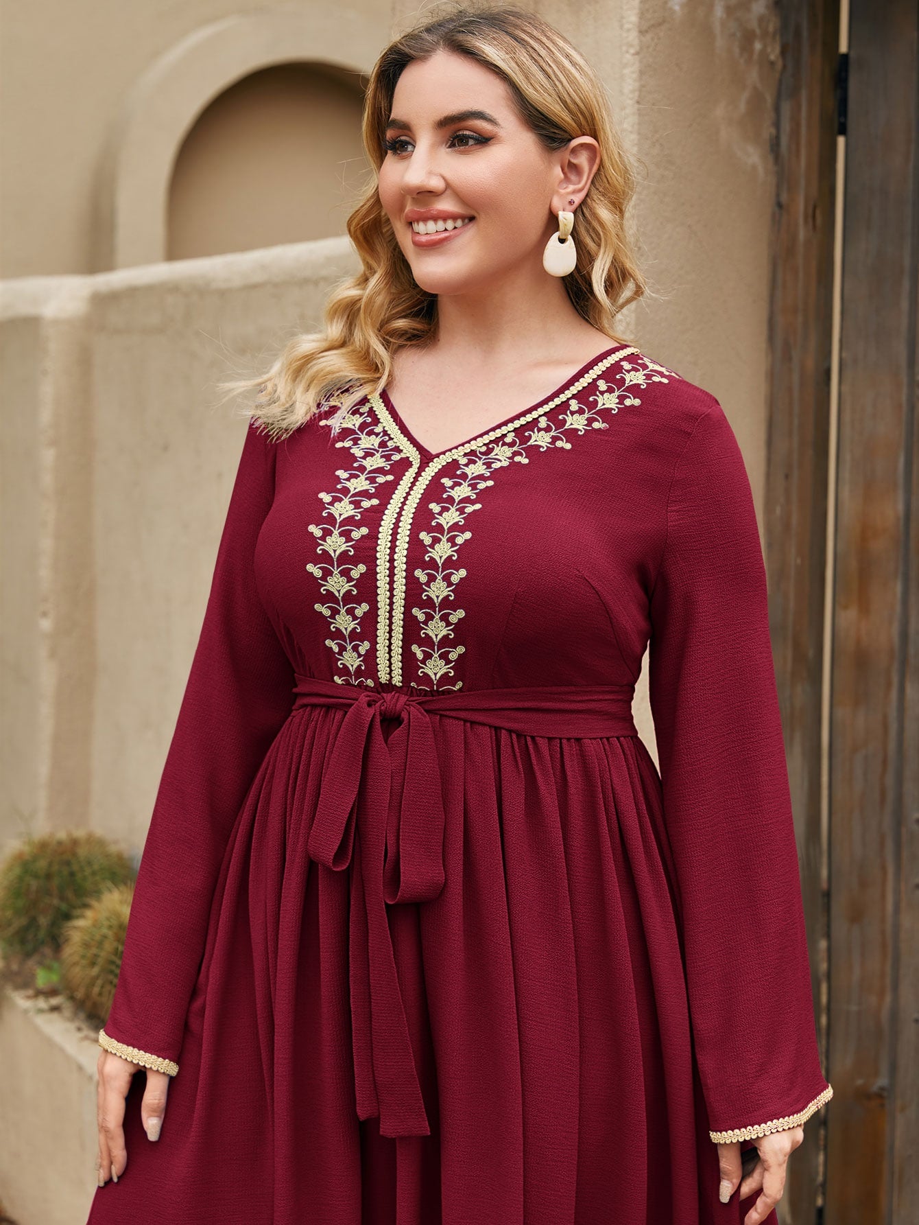 Plus Size Dresses Supplier