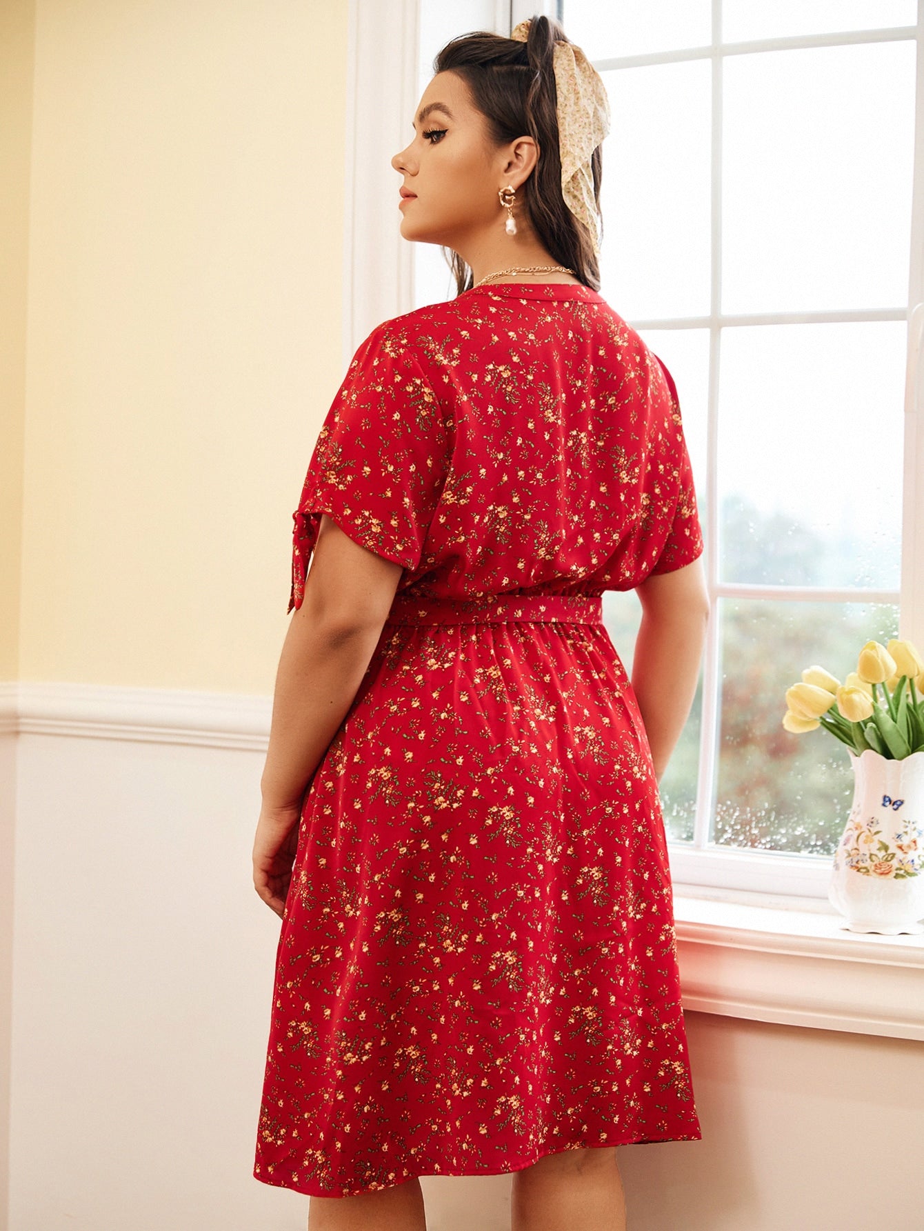 Plus Knot Sleeve Self Belted Ditsy Floral Dress