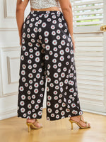 Plus Allover Daisy Print Wide Leg Pants