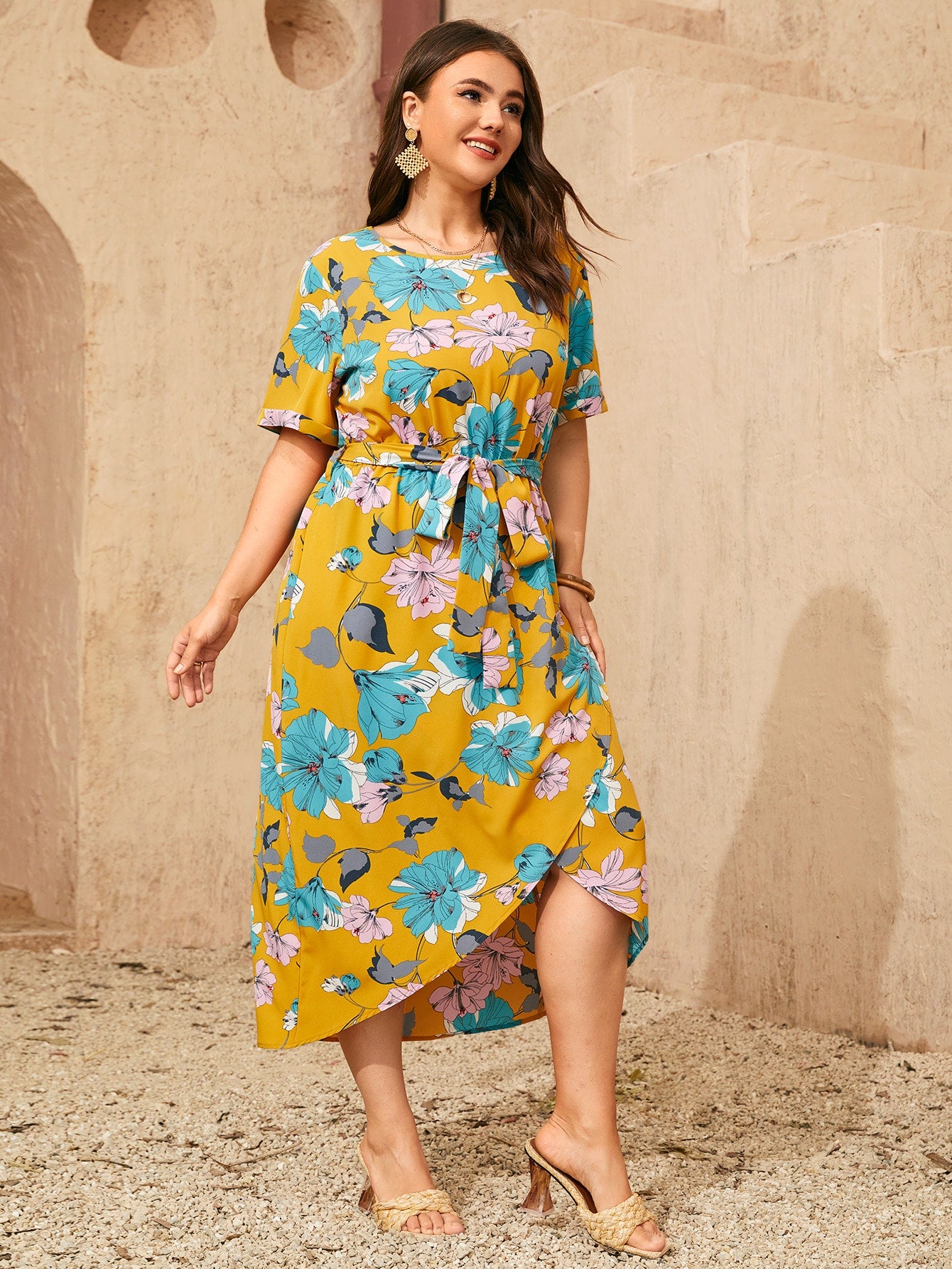 Plus Size Dresses Suppliers