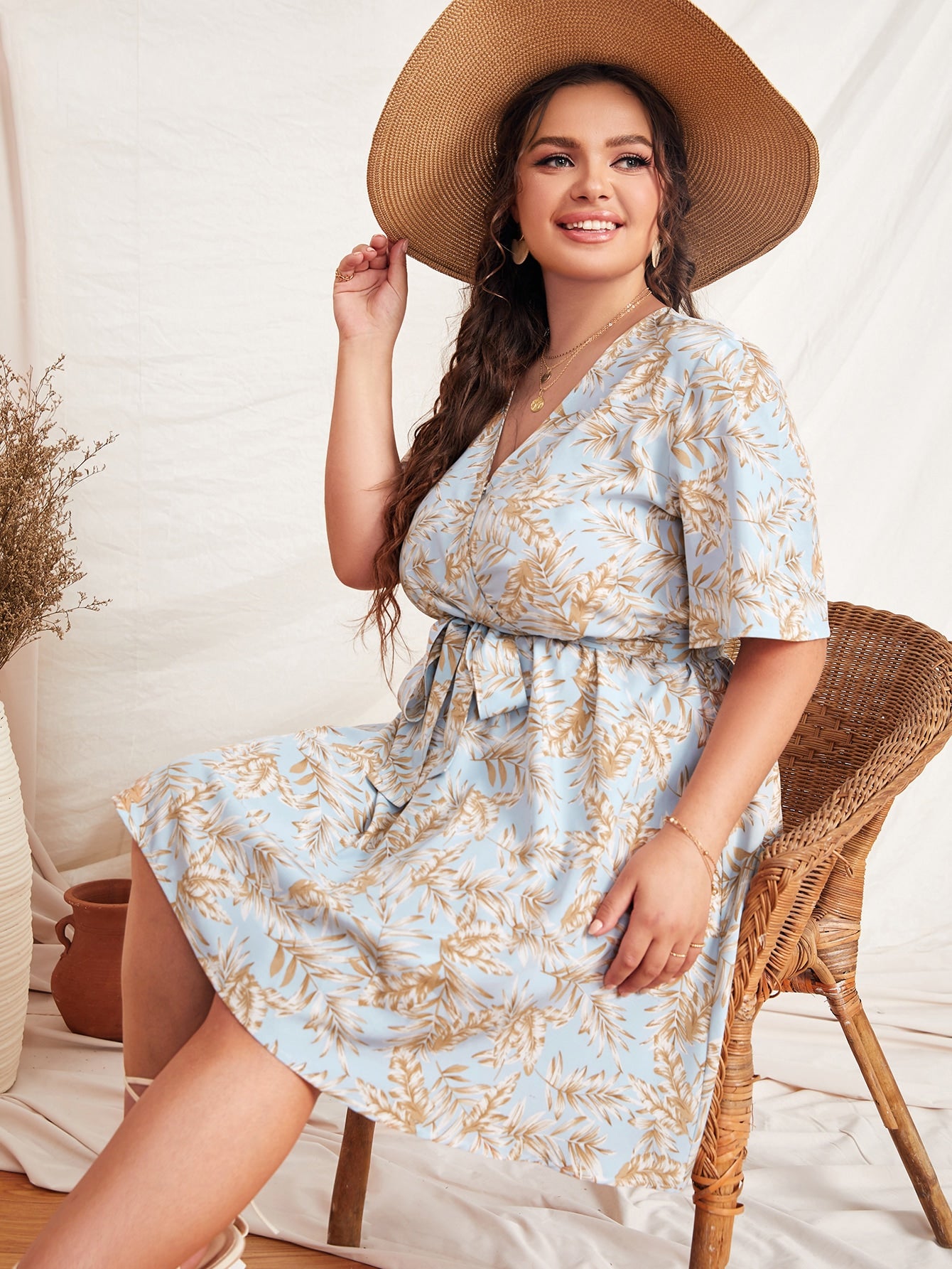 Plus Size Dresses Suppliers