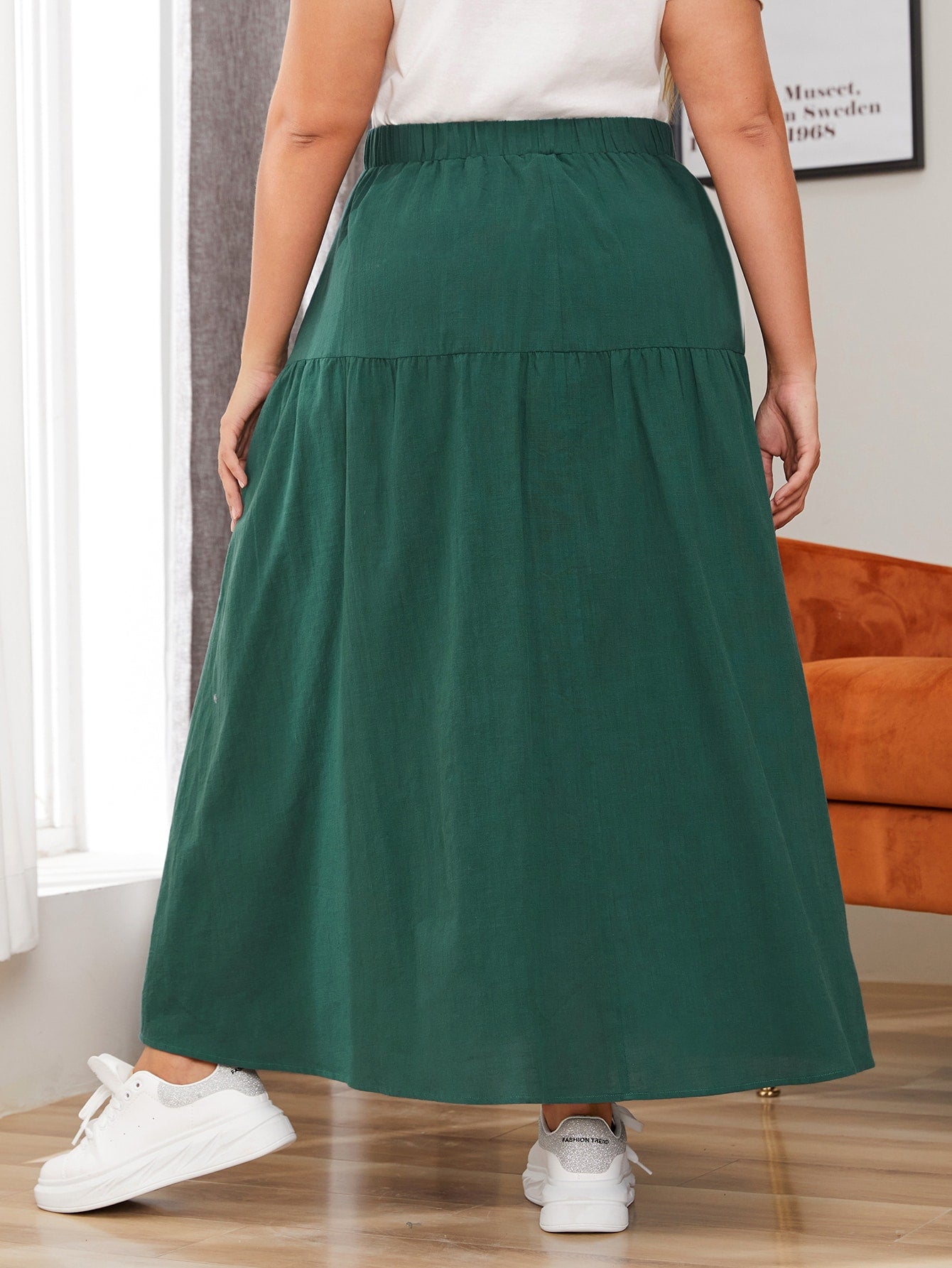 Plus Size Skirts Producers