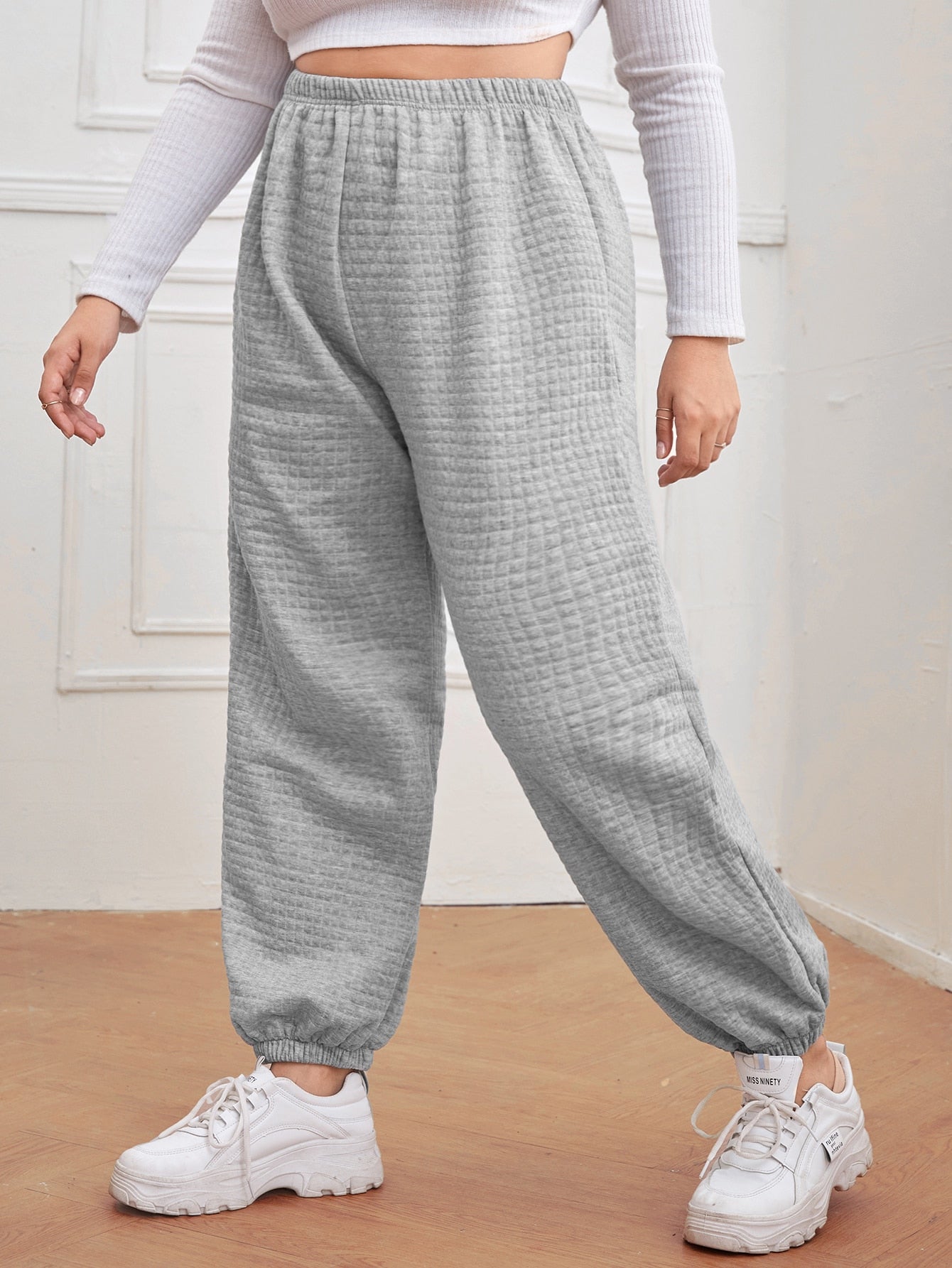 Plus Size Sweatpants Producer