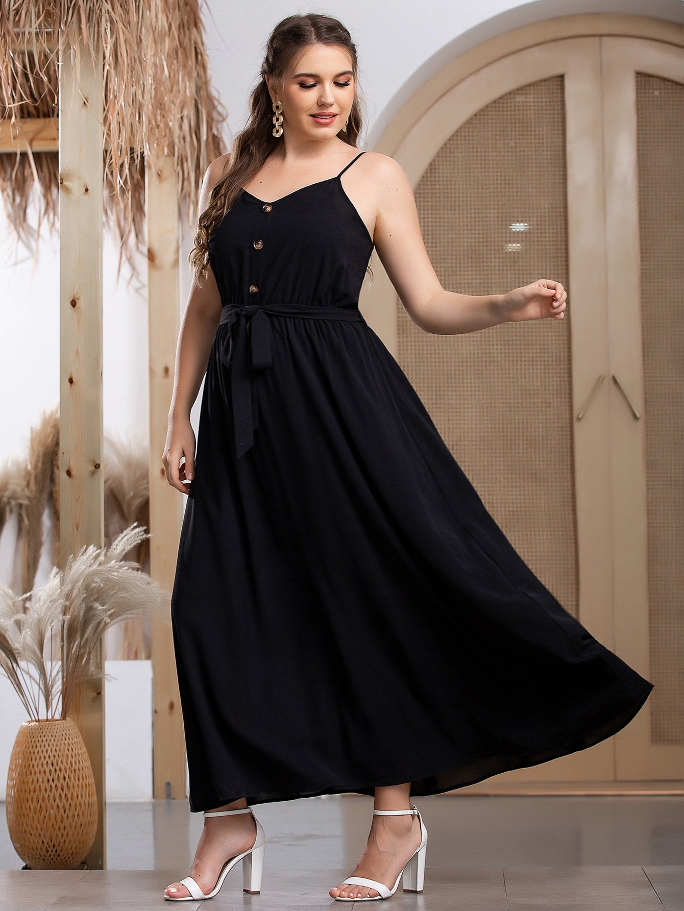 Plus Size Dresses Producer