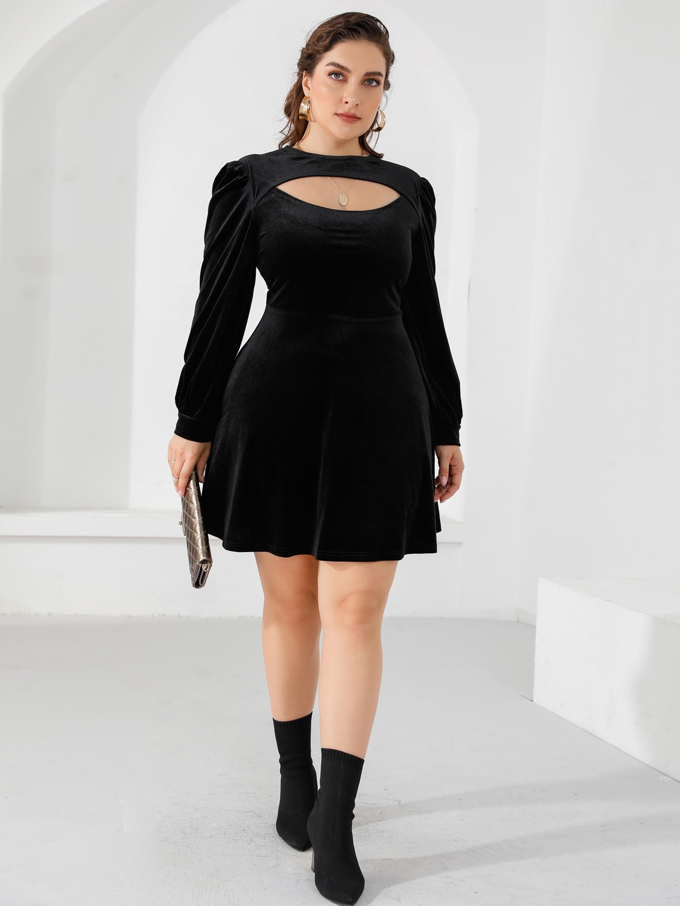 Plus Size Dresses Suppliers