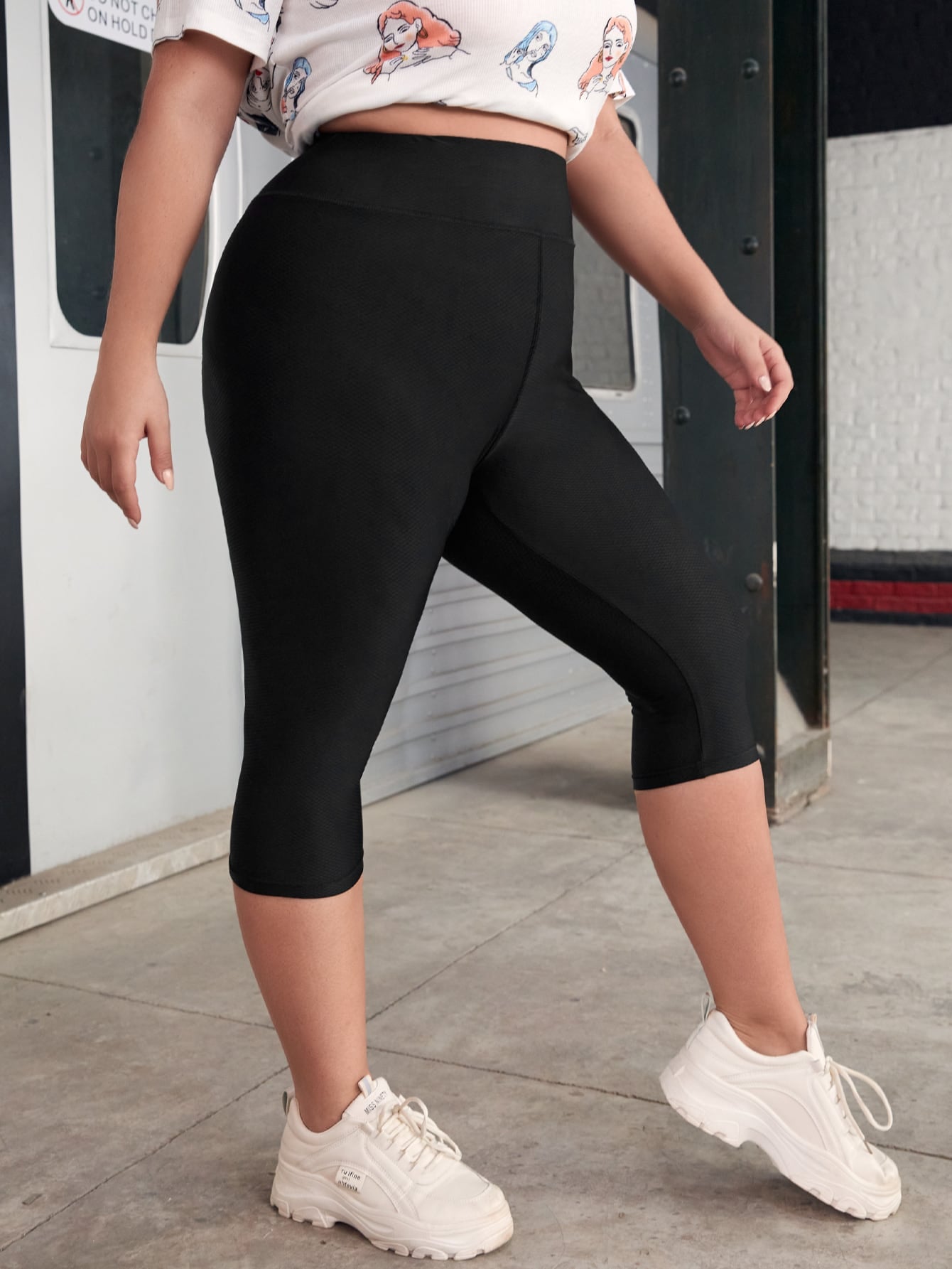 Plus Size Leggings Supplier