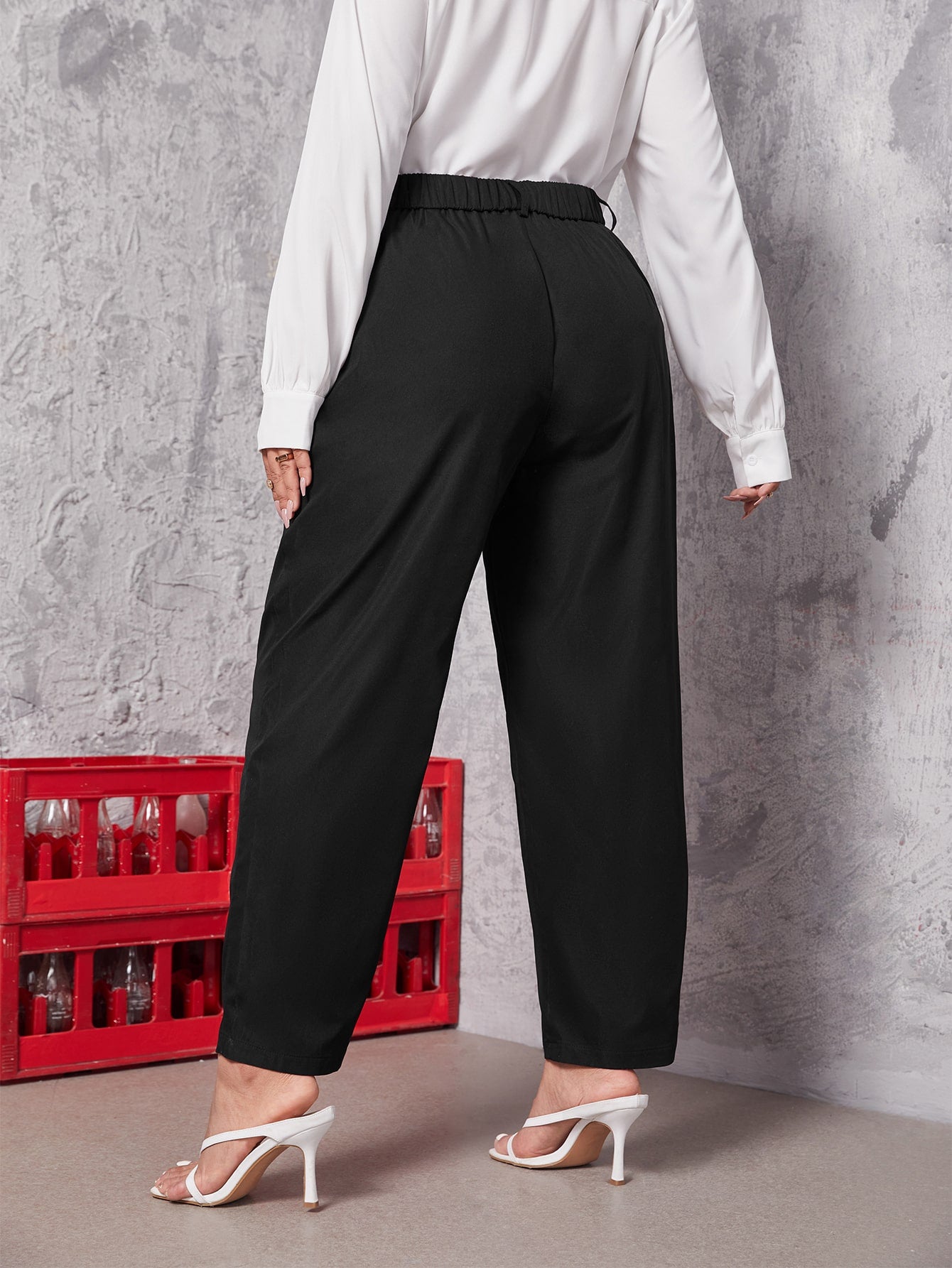 Plus Solid Slant Pocket Tailored Pants