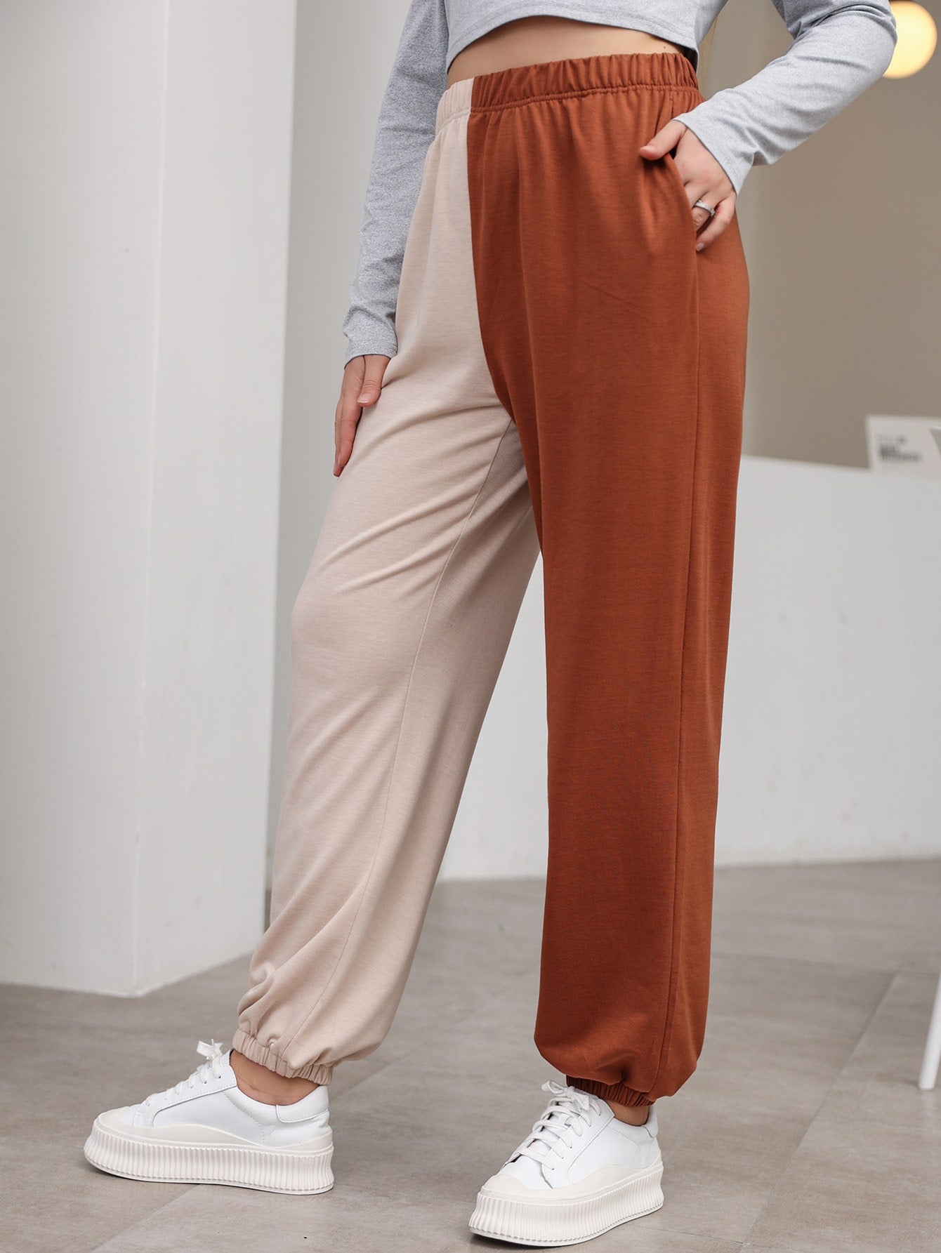 Plus Size Sweatpants Suppliers