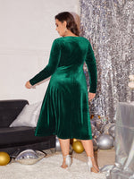 Plus Sweetheart Neck Velvet Dress