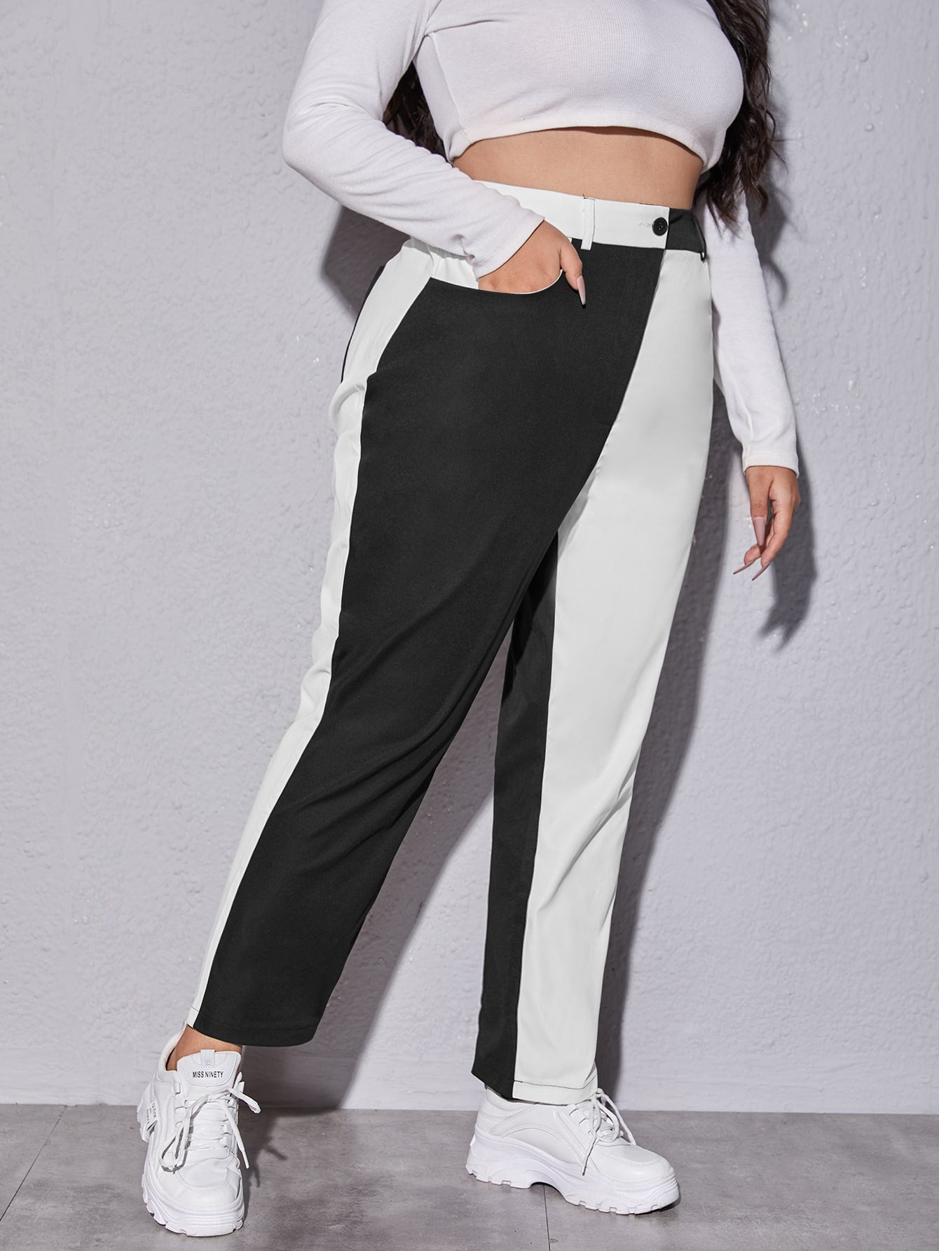 Plus Size Pants Supplier