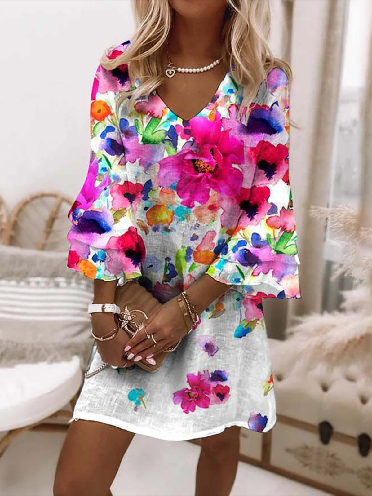 Casual Three Quarter Sleeve V Neck Floral Loose Mini Dress