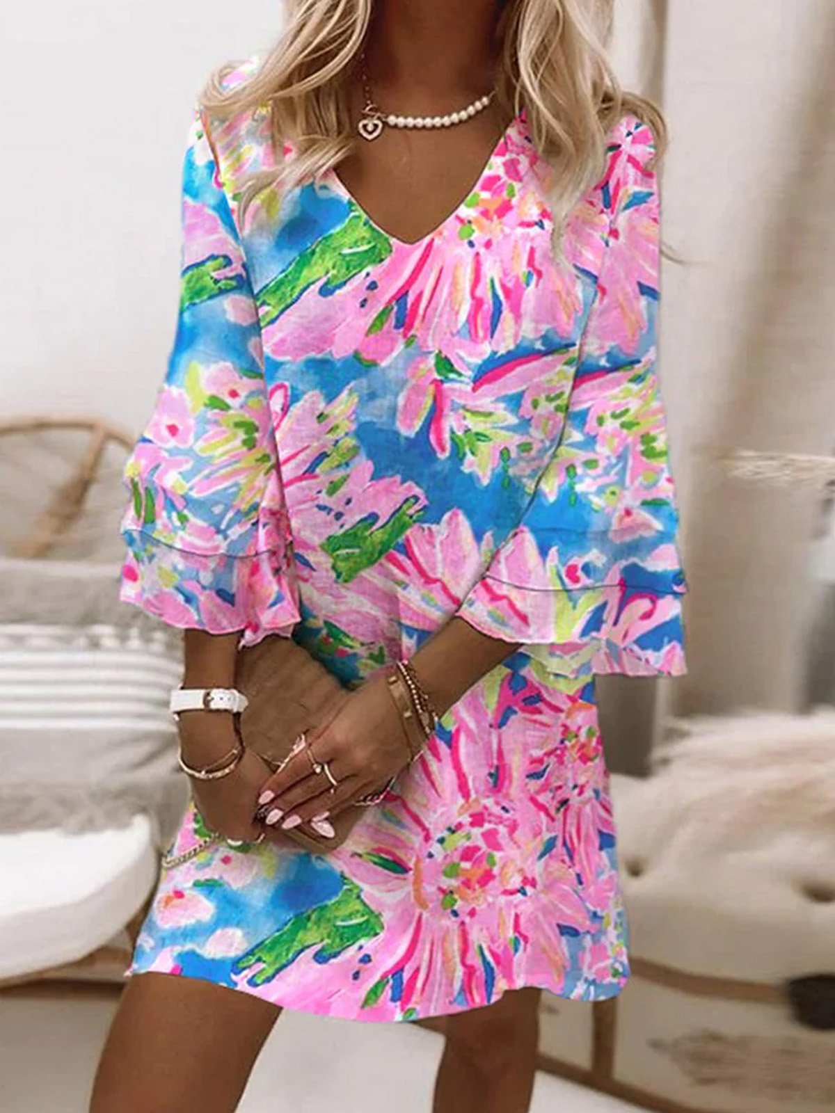 Casual Three Quarter Sleeve V Neck Floral Loose Short Dress