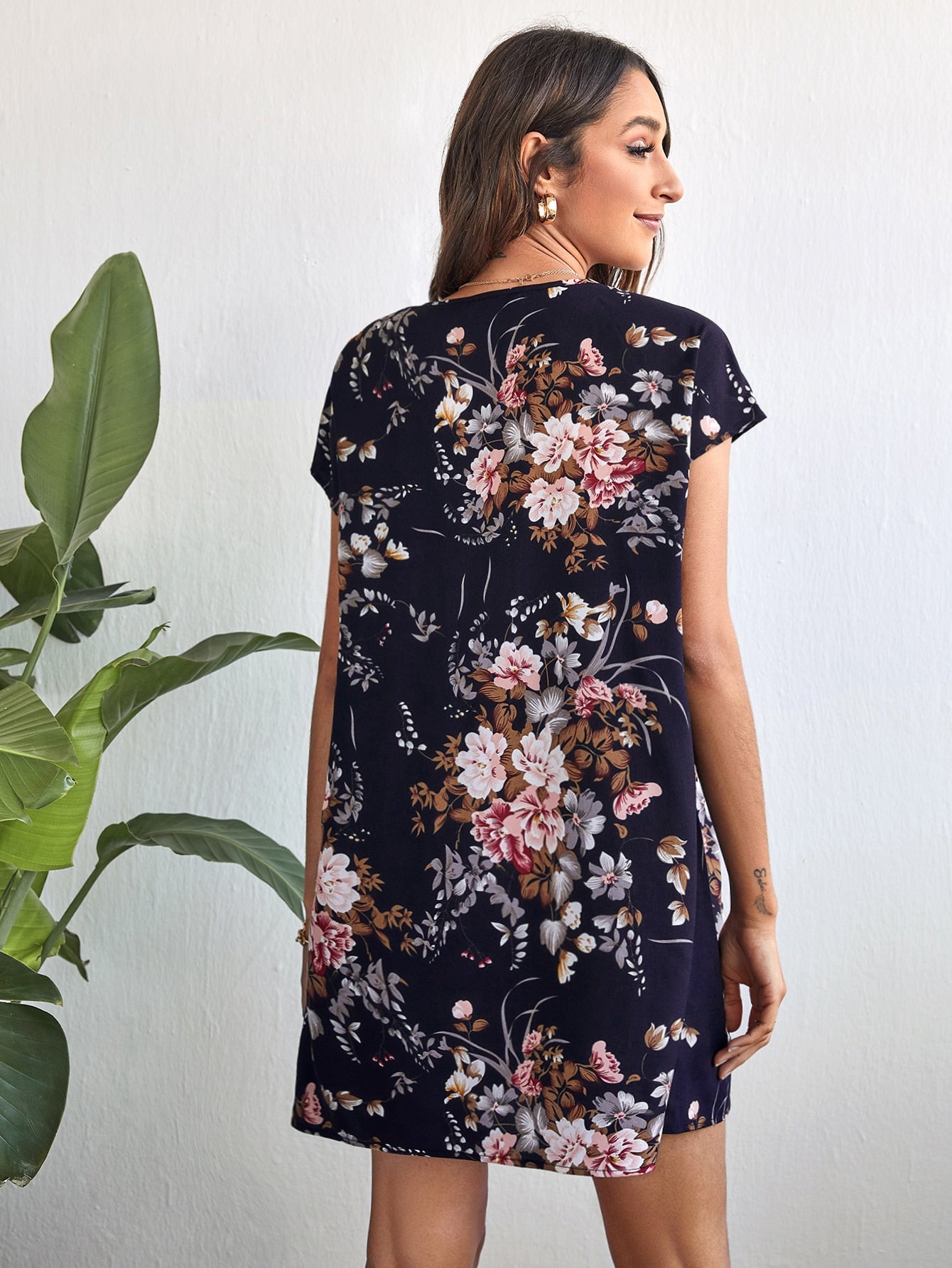 Keyhole Neck Floral Dress