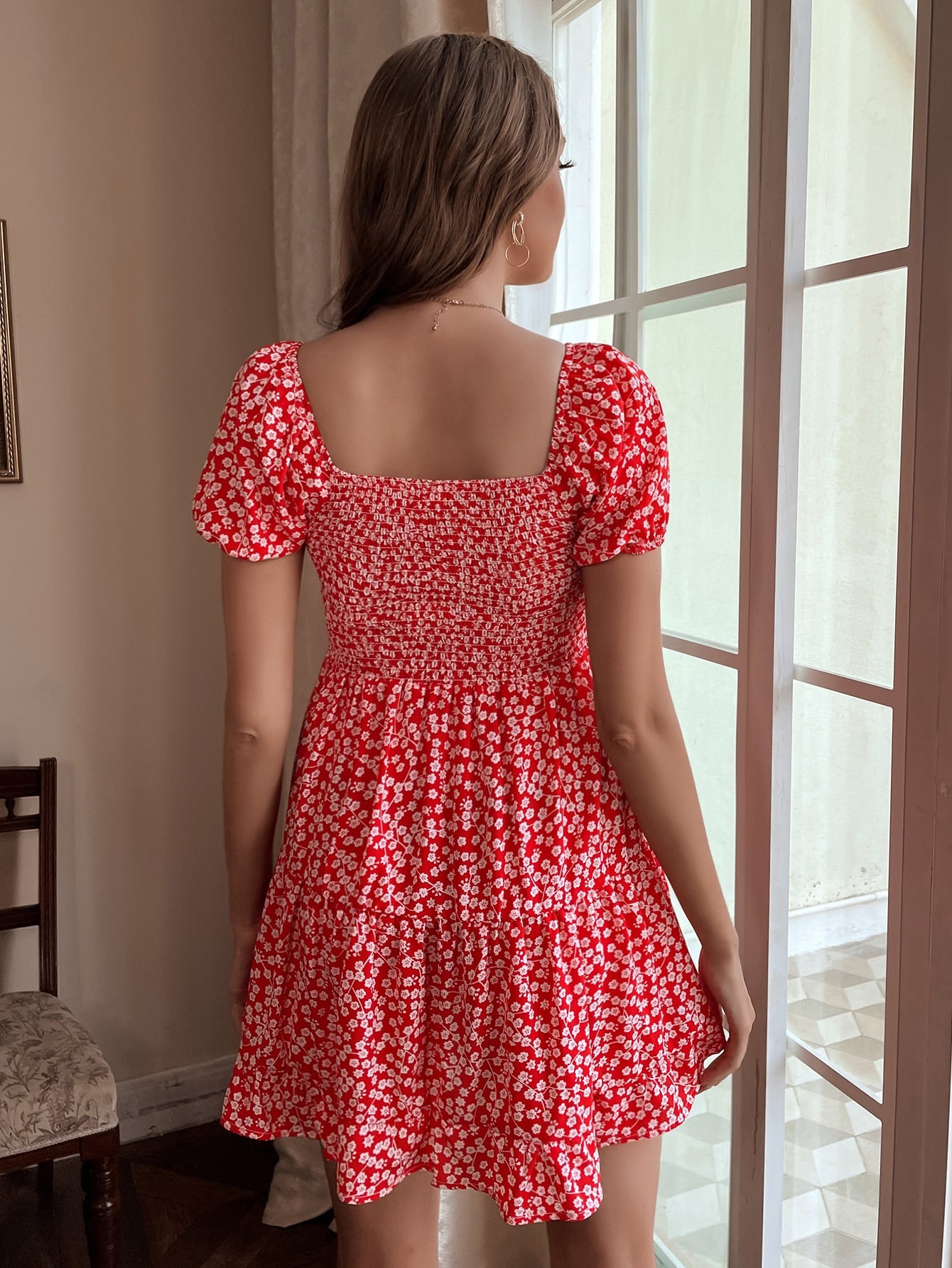 Ditsy Floral Puff Sleeve Shirred Dress