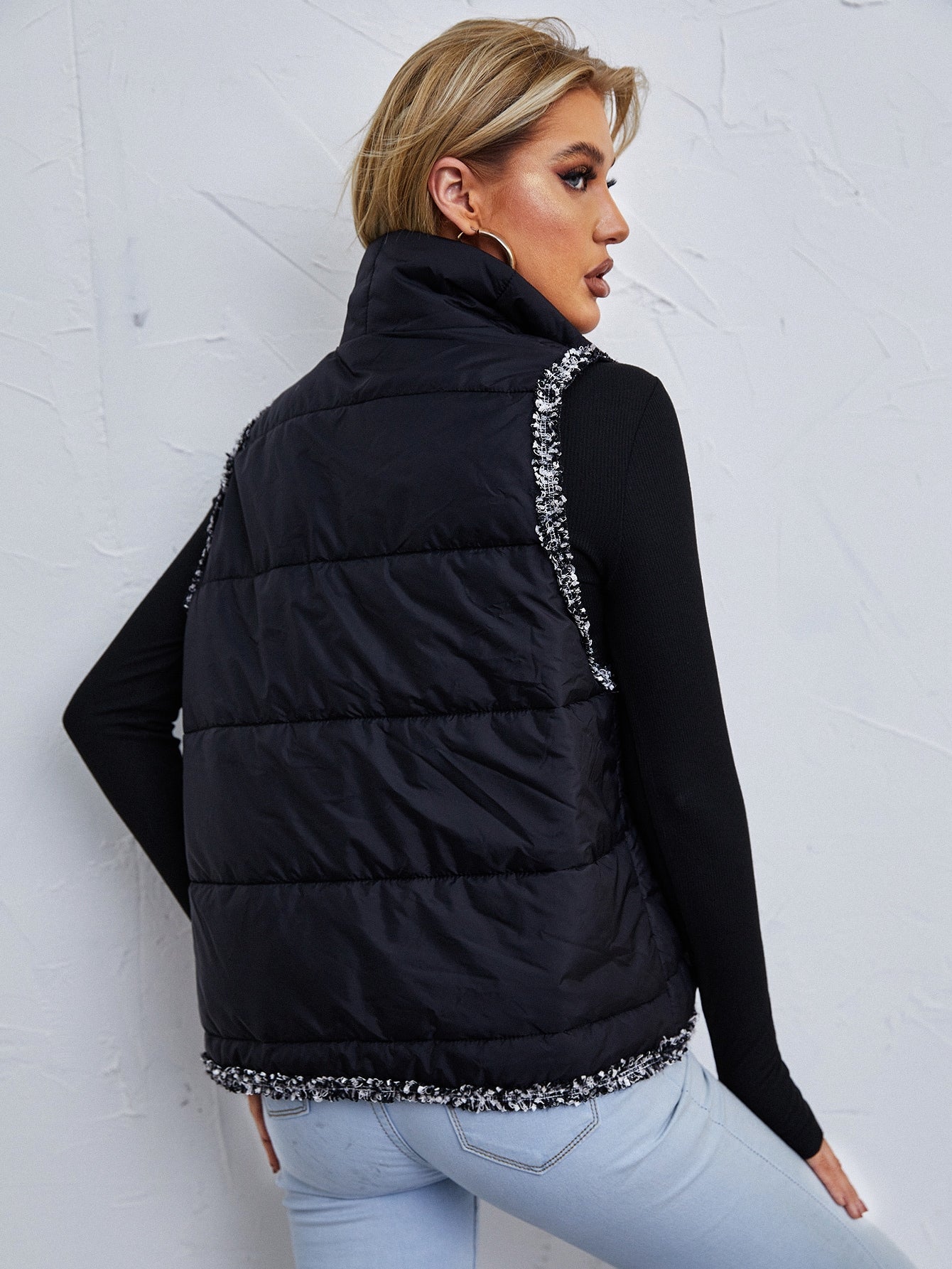 Fuzzy Trim Zip Up Puffer Vest Coat