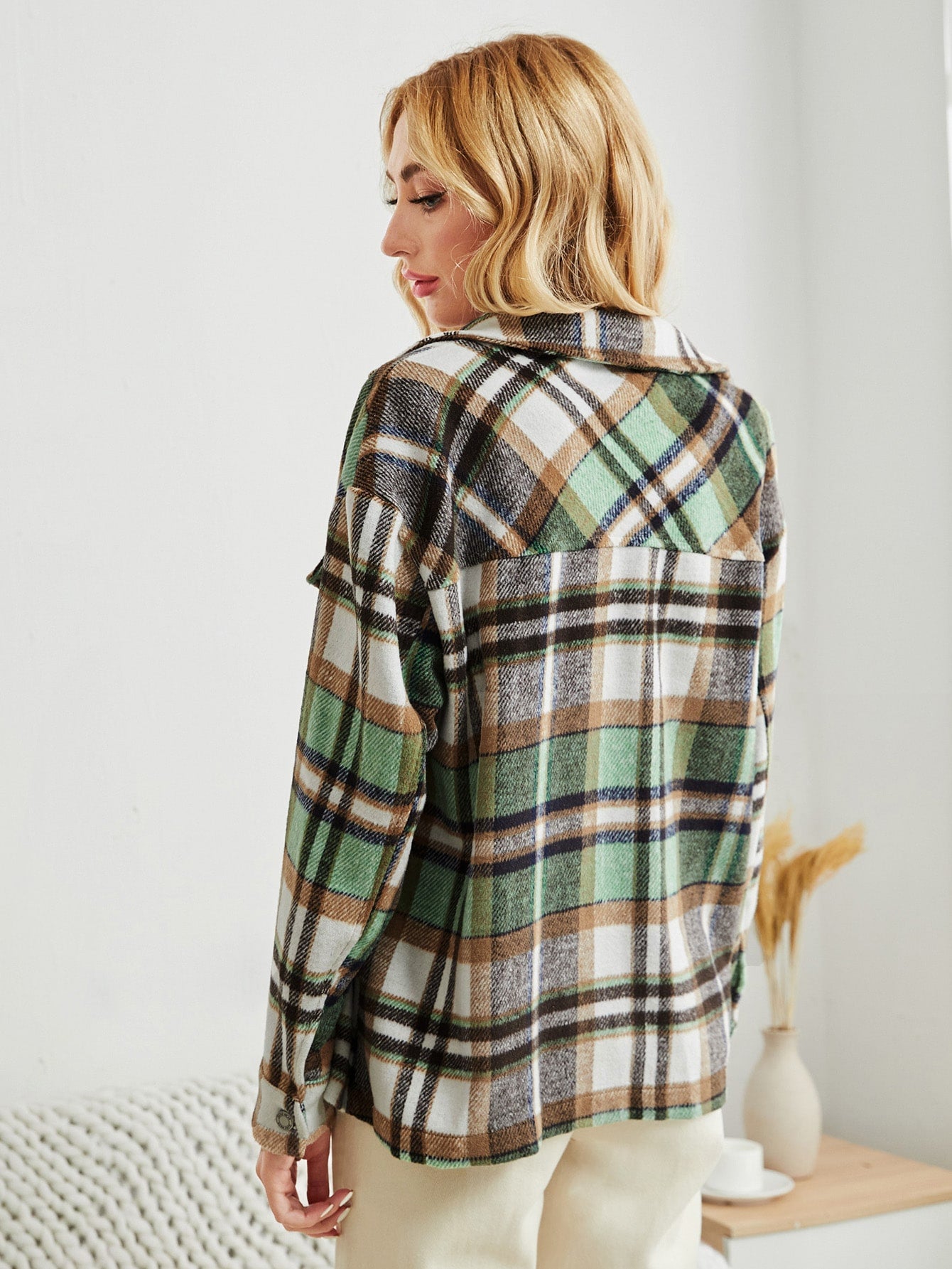 Plaid Print Flap Pocket Drop Shoulder Coat