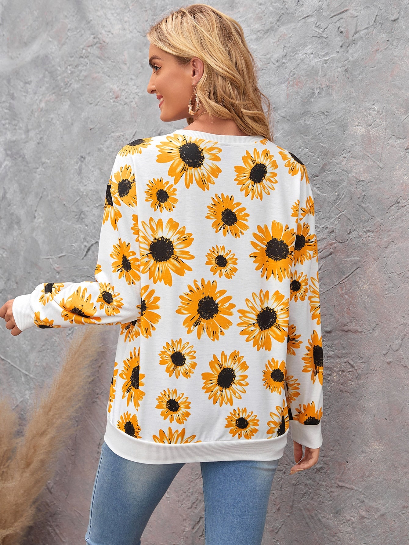 Allover Floral Print Drop Shoulder Pullover