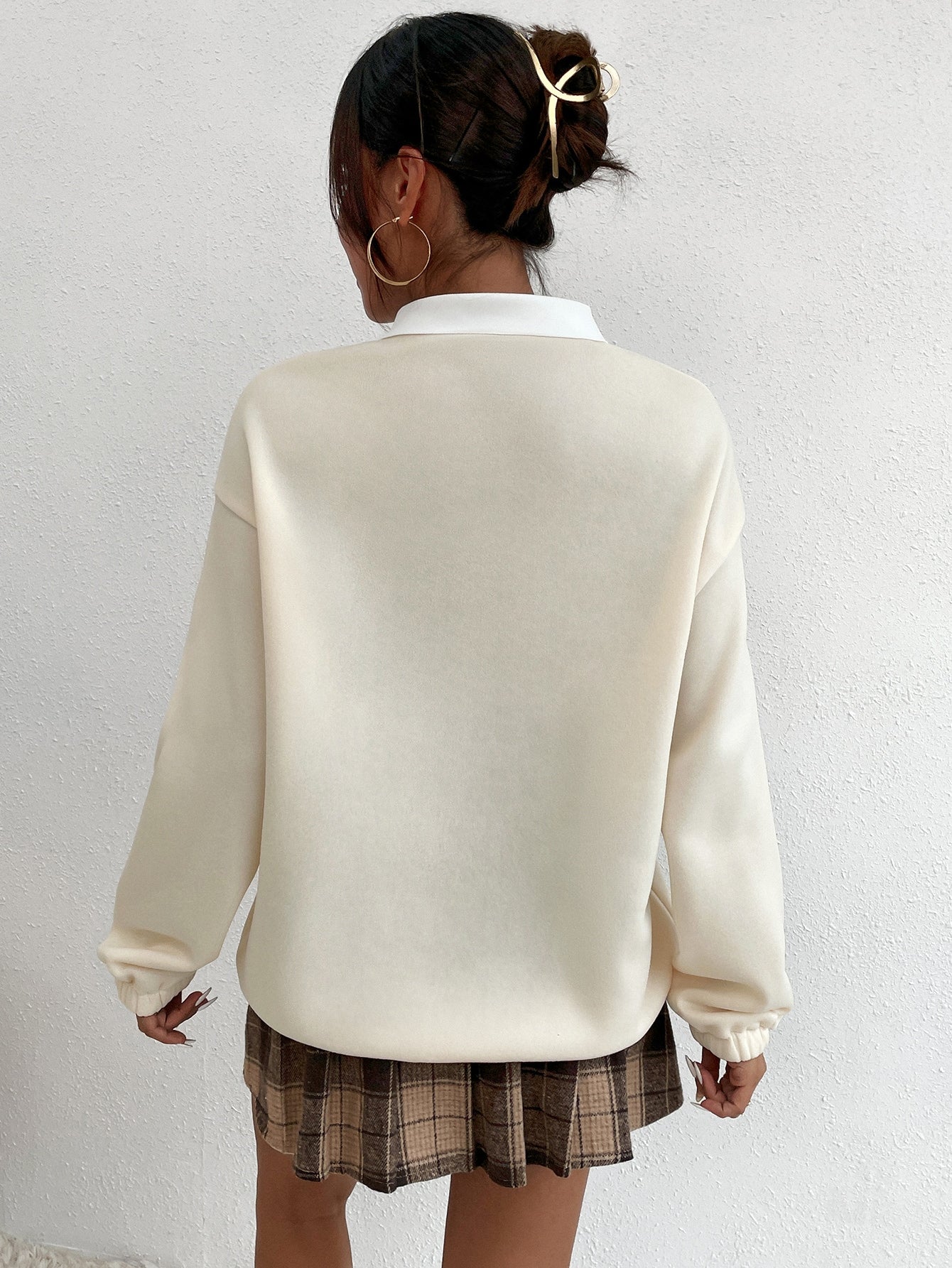 Letter Graphic Drop Shoulder Contrast Collar Pullover