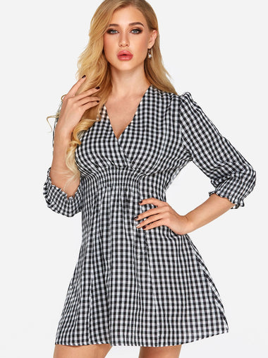 Wholesale Grid V-Neck Crossed Collar Half Sleeve Grid Sexy Dresses