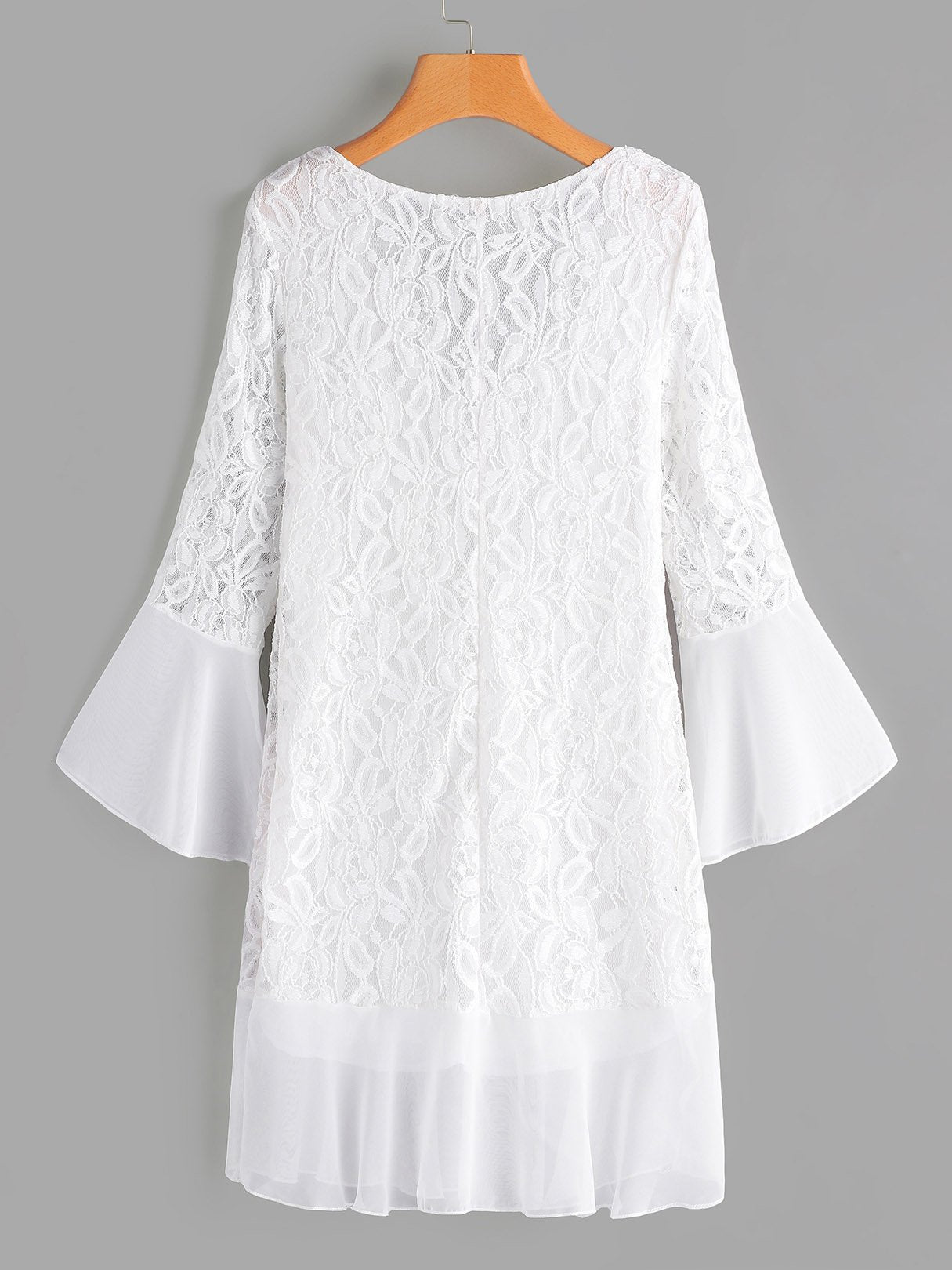 NEW FEELING Womens White V-Neck Dresses