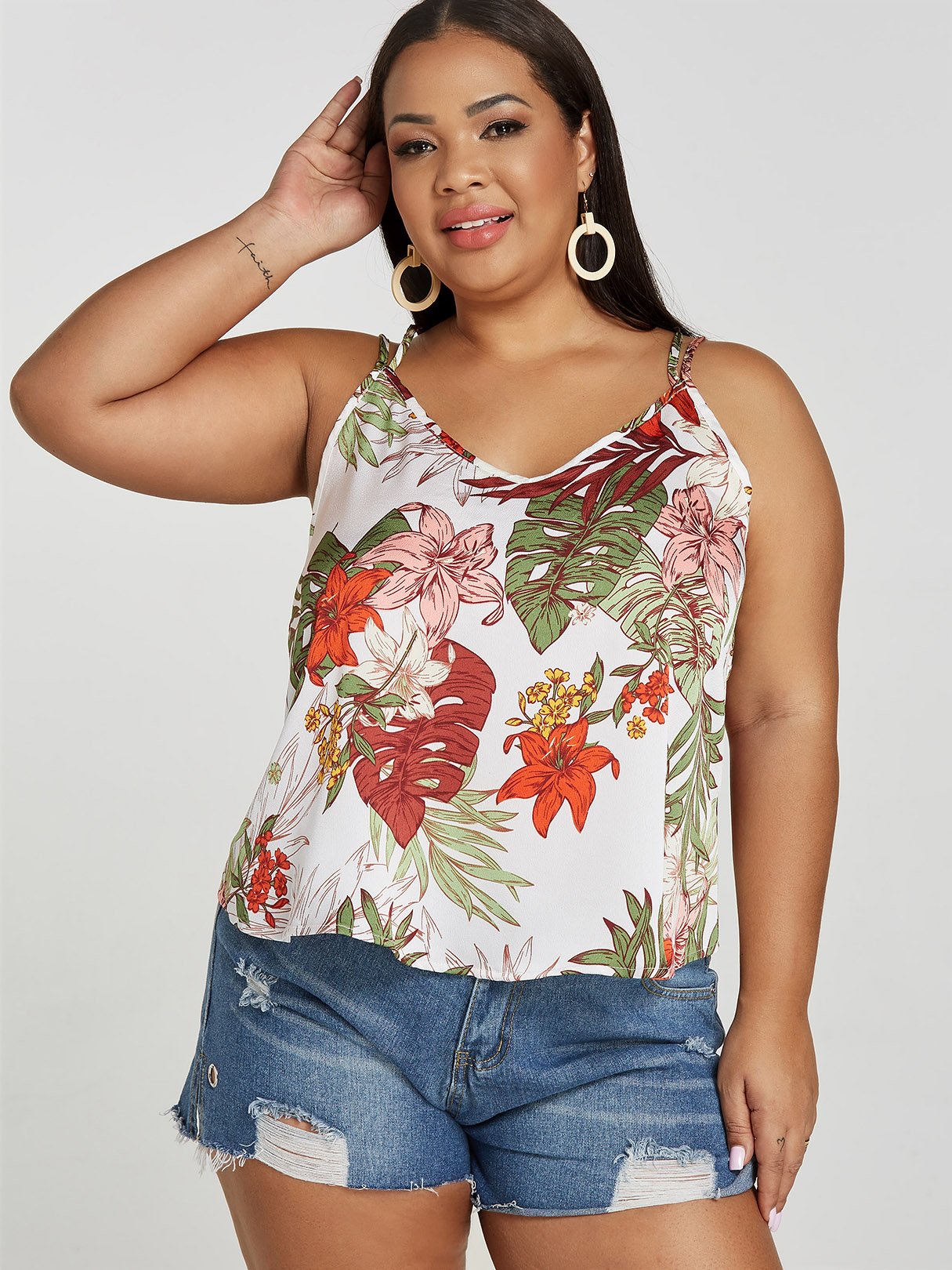 Wholesale V-Neck Floral Print Spaghetti Strap Criss-Cross Sleeveless White Plus Size Tops