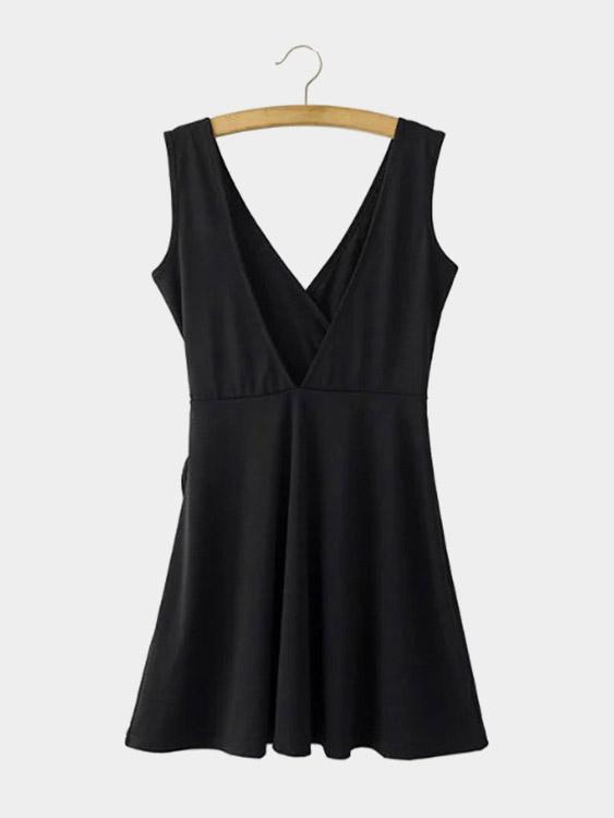 NEW FEELING Womens Black Mini Dresses