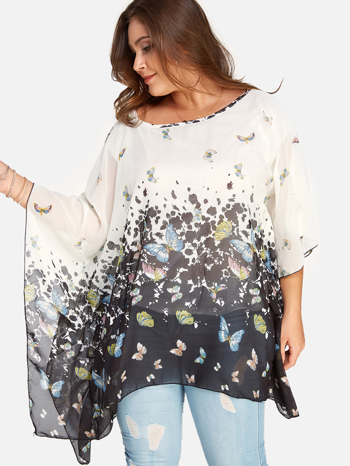 Wholesale Round Neck Printed Long Sleeve Irregular Hem White Plus Size Tops